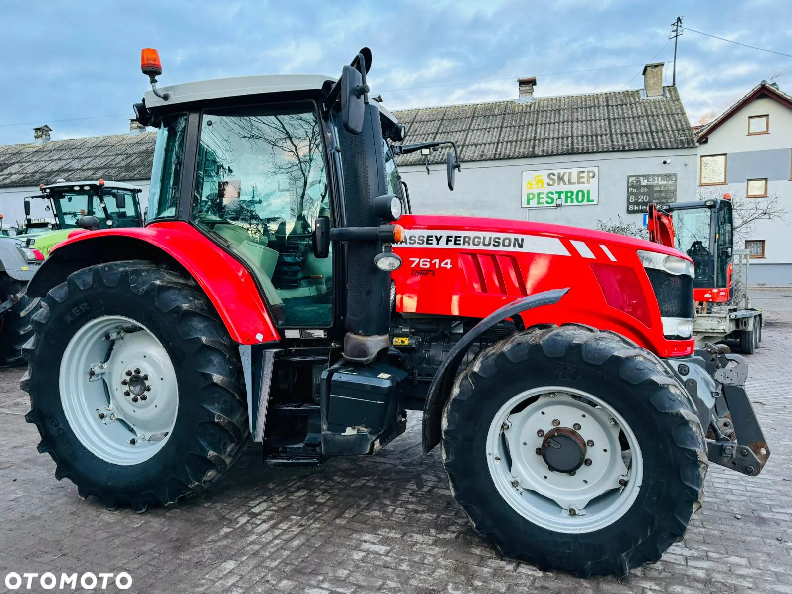 Massey Ferguson 7614 Dyna 4 - 12