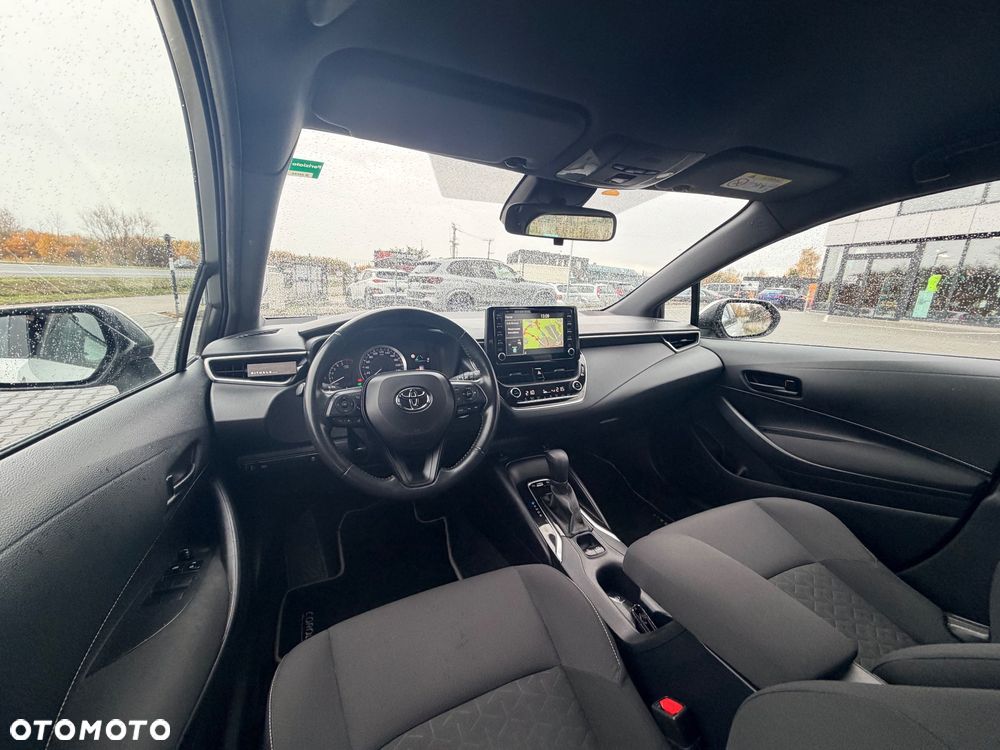 Toyota Corolla 1.8 Hybrid Executive - 17