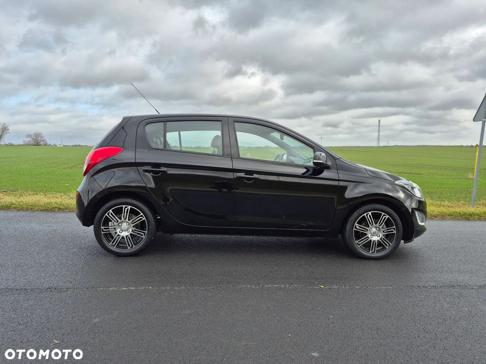 Hyundai i20 1.2 Fifa World Cup Edition - 5