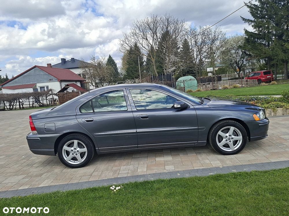 Volvo S60 - 4