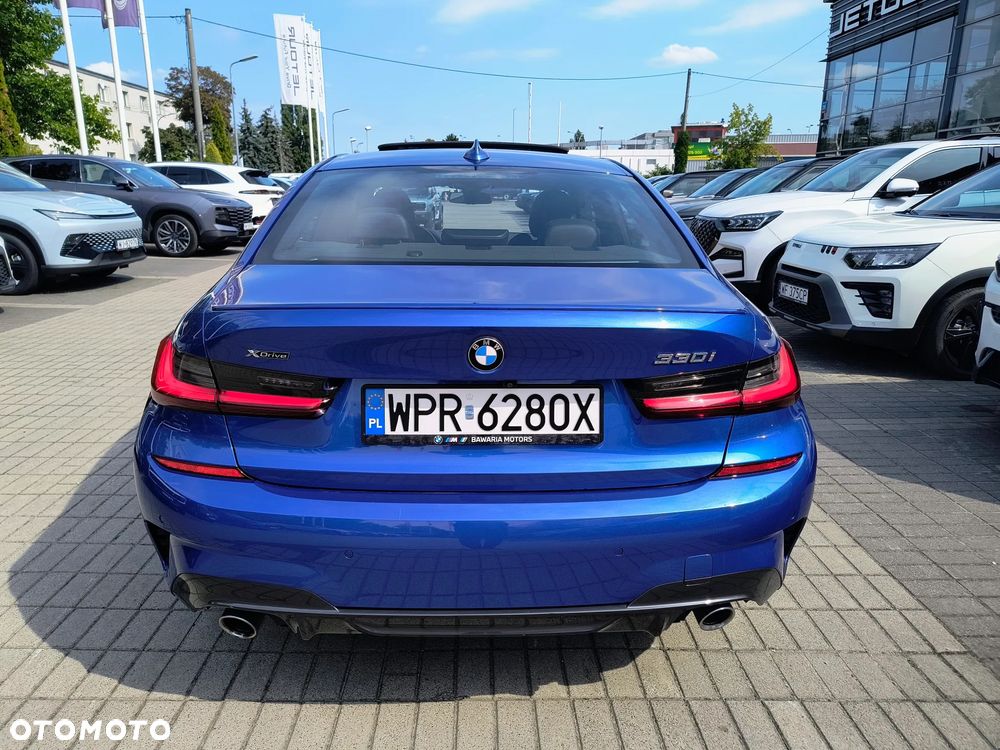 BMW Seria 3 330i xDrive M Sport - 5