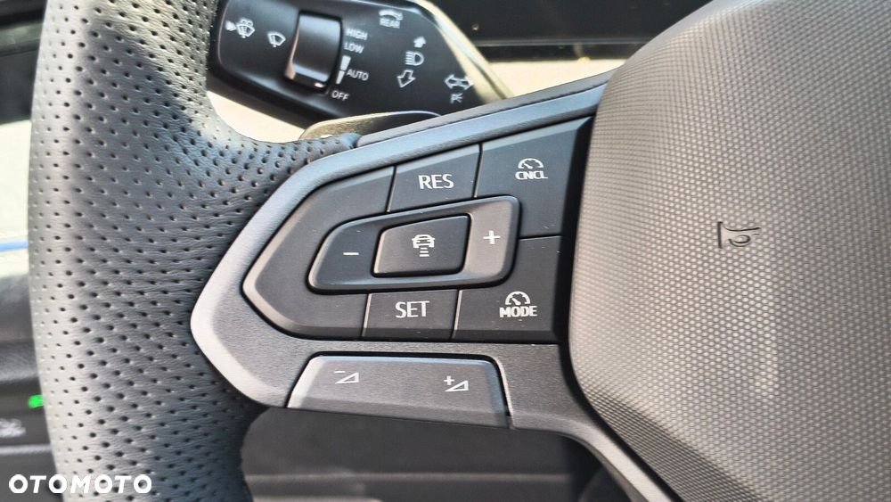 Volkswagen Tiguan - 20