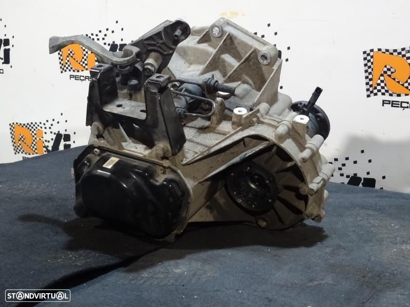 Caixa De Velocidades Skoda Fabia Ii (542)  Lvc Caixa De Velocidades 1. - 7