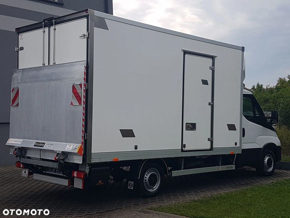 Iveco DAILY 35S16 WINDA 8EP KONTENER KLIMA 4,23x2,23x2,23 KRAJOWY 3,0-160KM MANUAL 6-BIEGÓW - 4