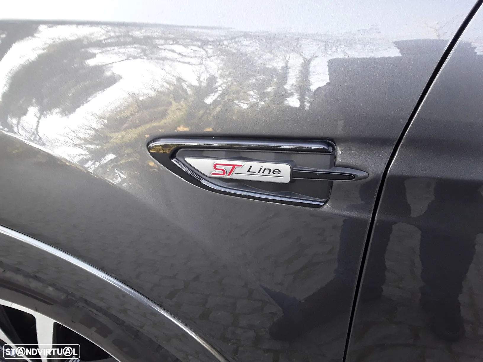 Ford Kuga 1.5 TDCi ST-Line Limited Edition - 10