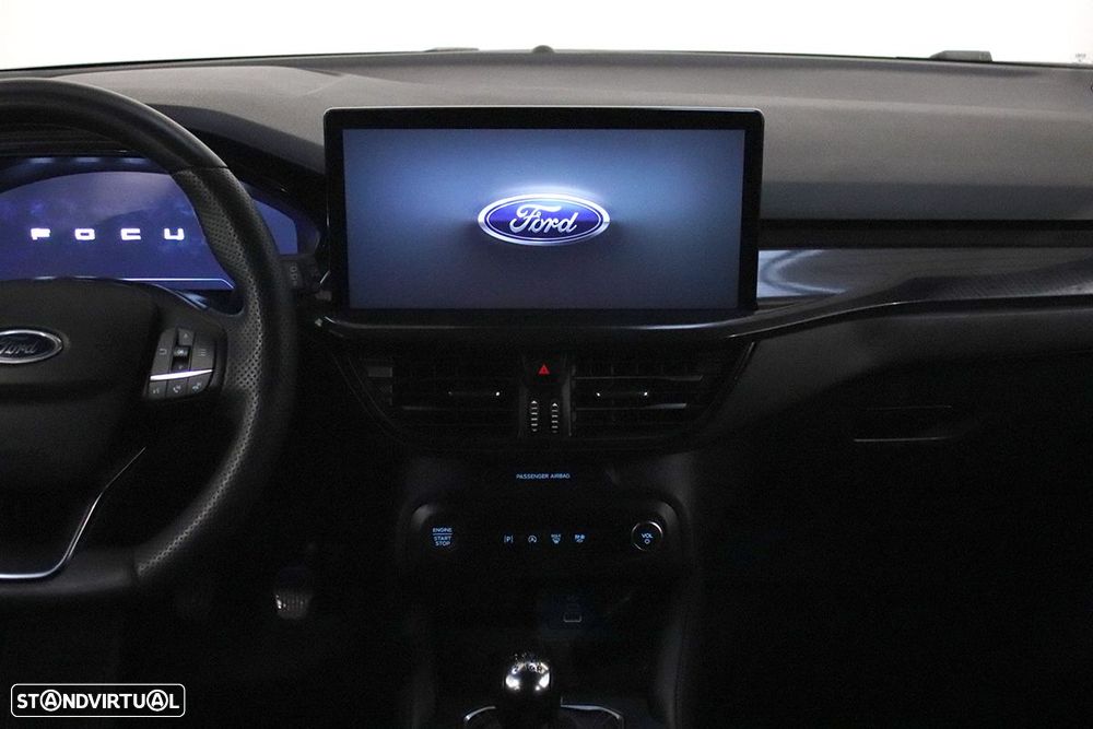 Ford Focus 1.0 EcoBoost MHEV ST-Line - 9
