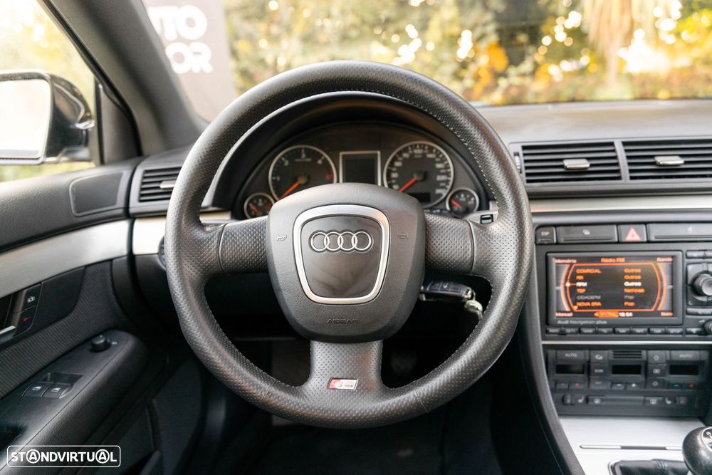 Audi A4 - 16