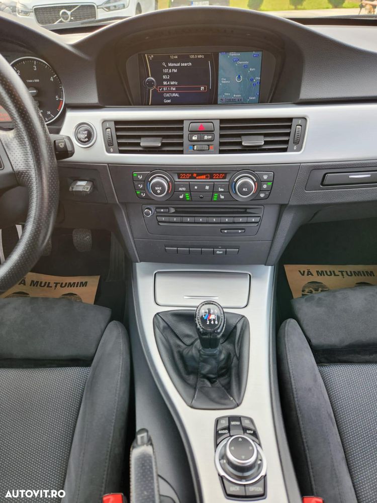 BMW Seria 3 318d Sport Line - 17
