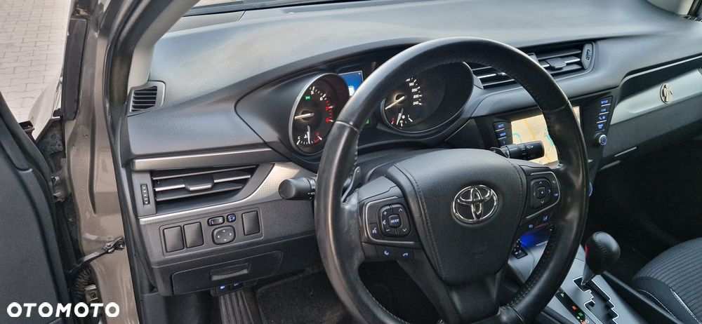 Toyota Avensis 1.8 Prestige MS - 8