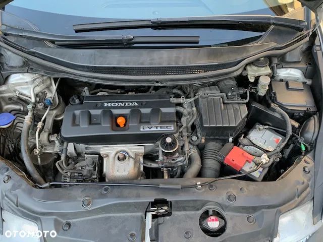 Honda Civic 1.8 Sport - 6