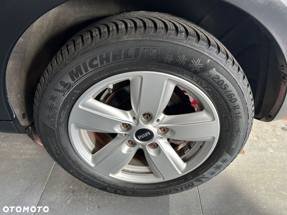 MINI Countryman One D Blackyard - 24