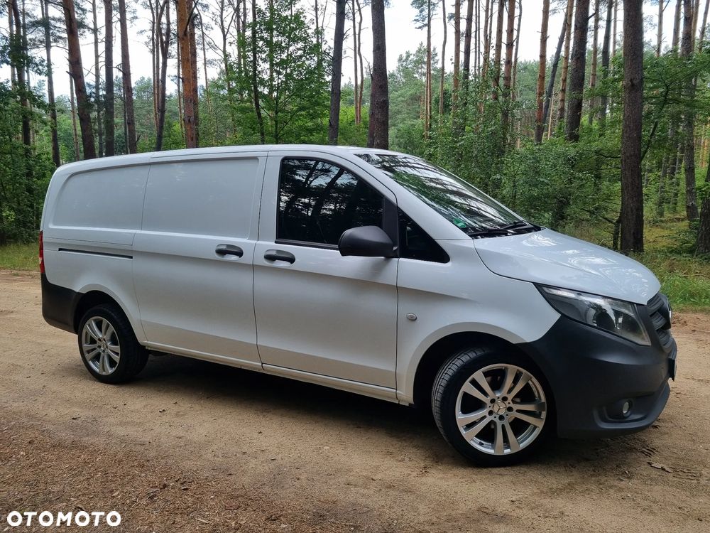 Mercedes-Benz Vito - 25