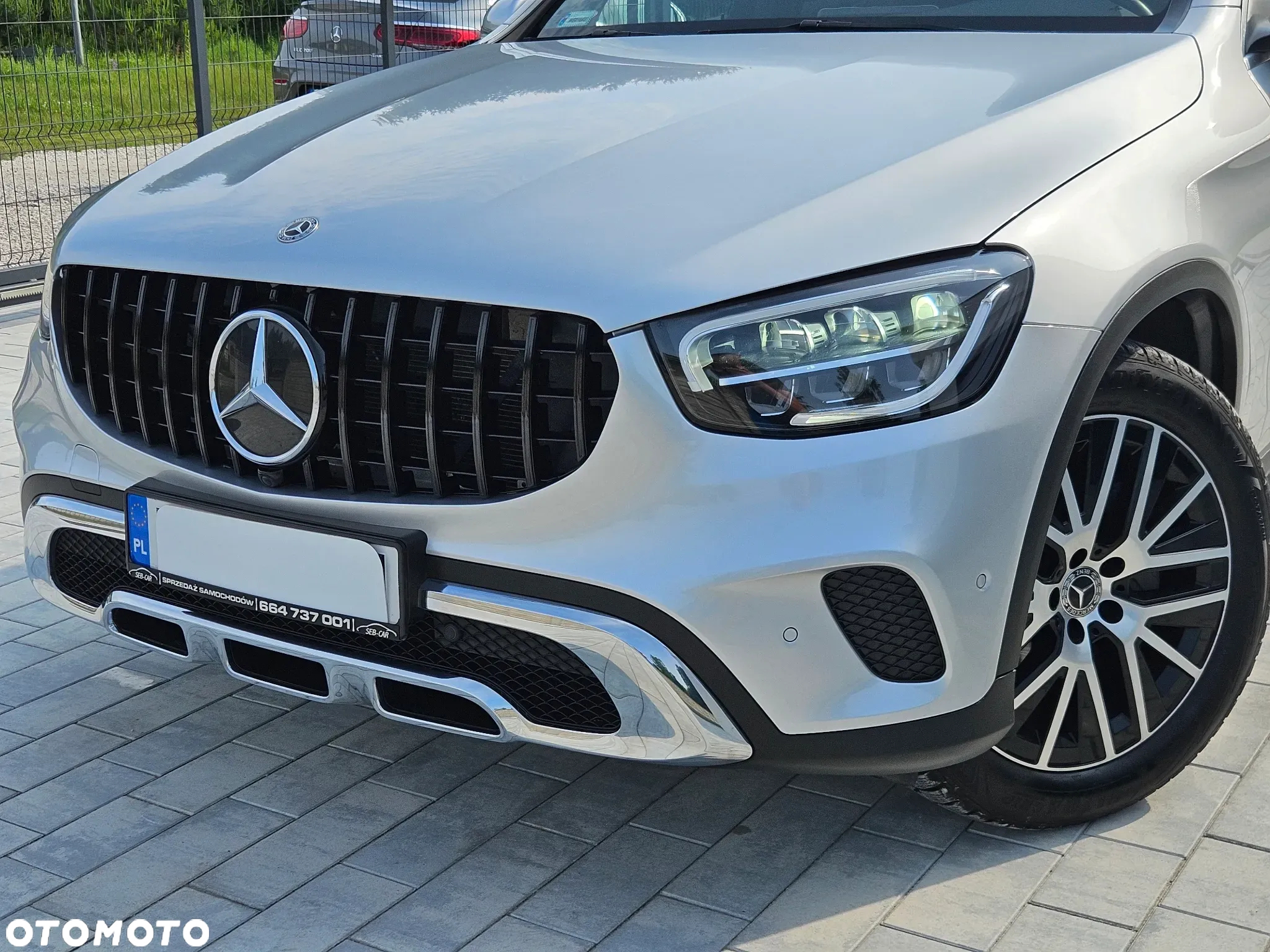 Mercedes-Benz GLC - 16