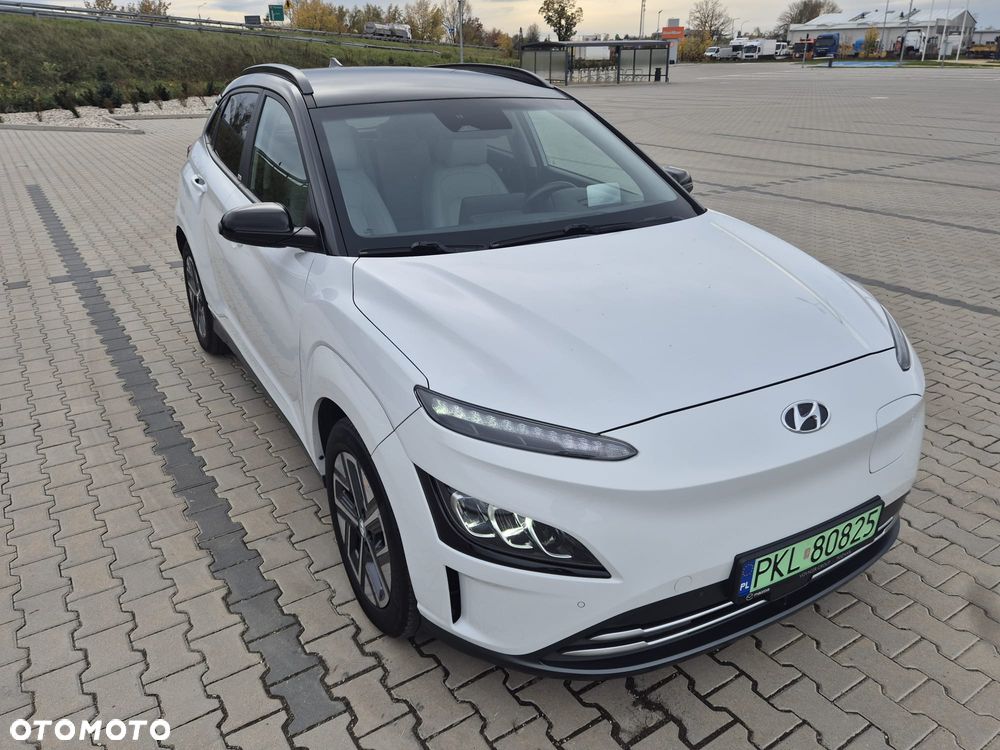 Hyundai Kona - 12