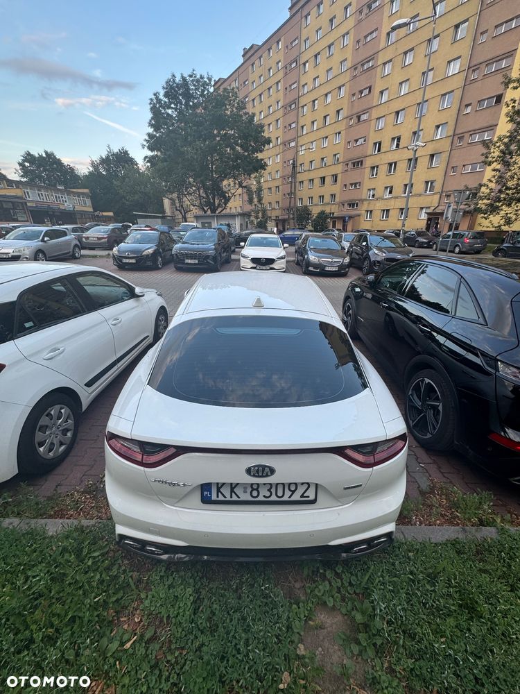 Kia Stinger 2.0 T-GDI L - 36