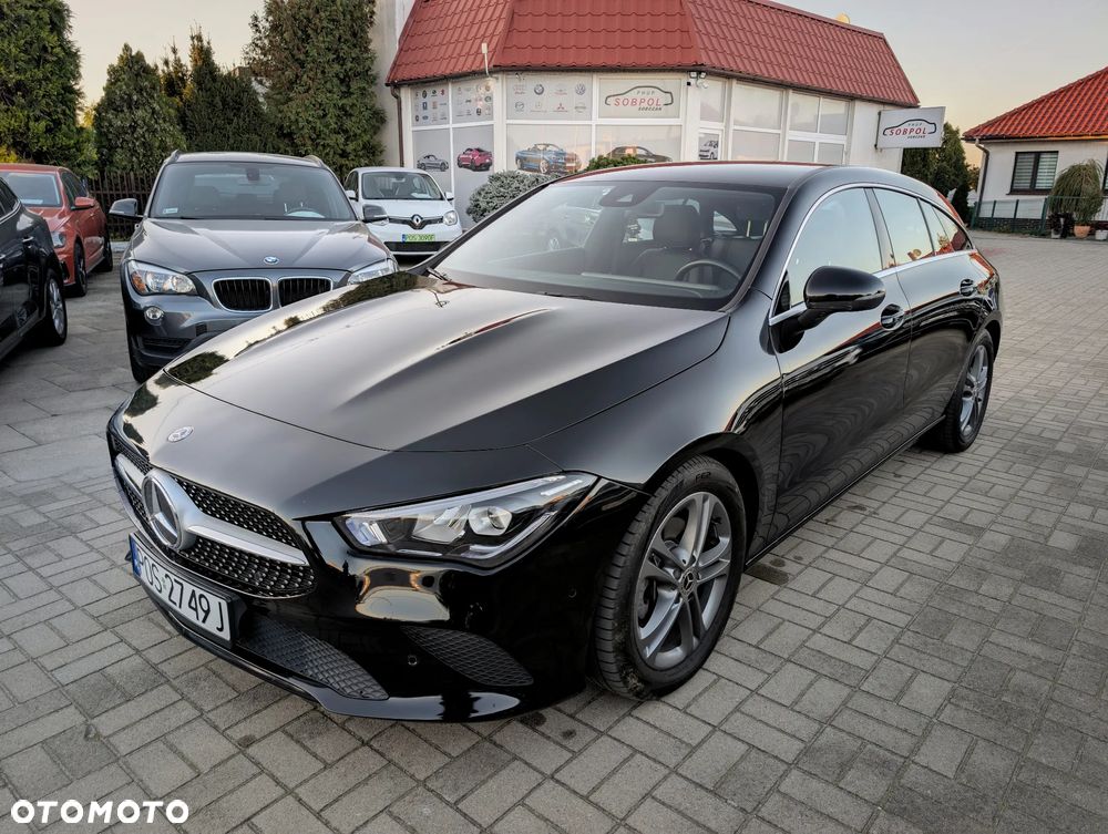 Mercedes-Benz CLA 200 d Shooting Brake 8G-DCT - 37