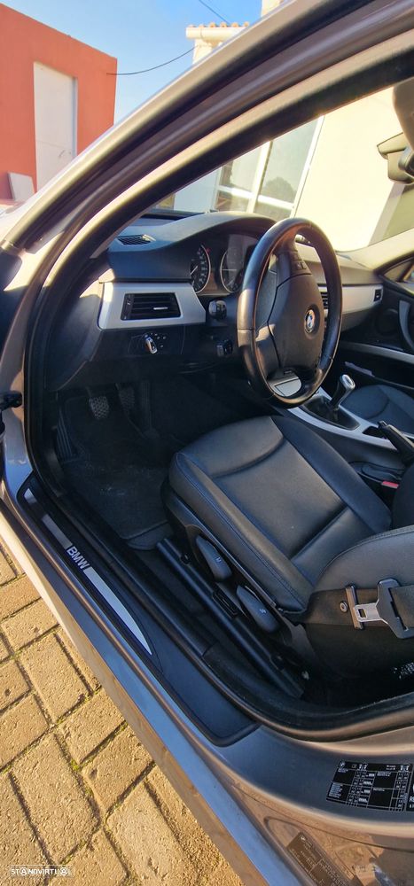 BMW 320 d - 2