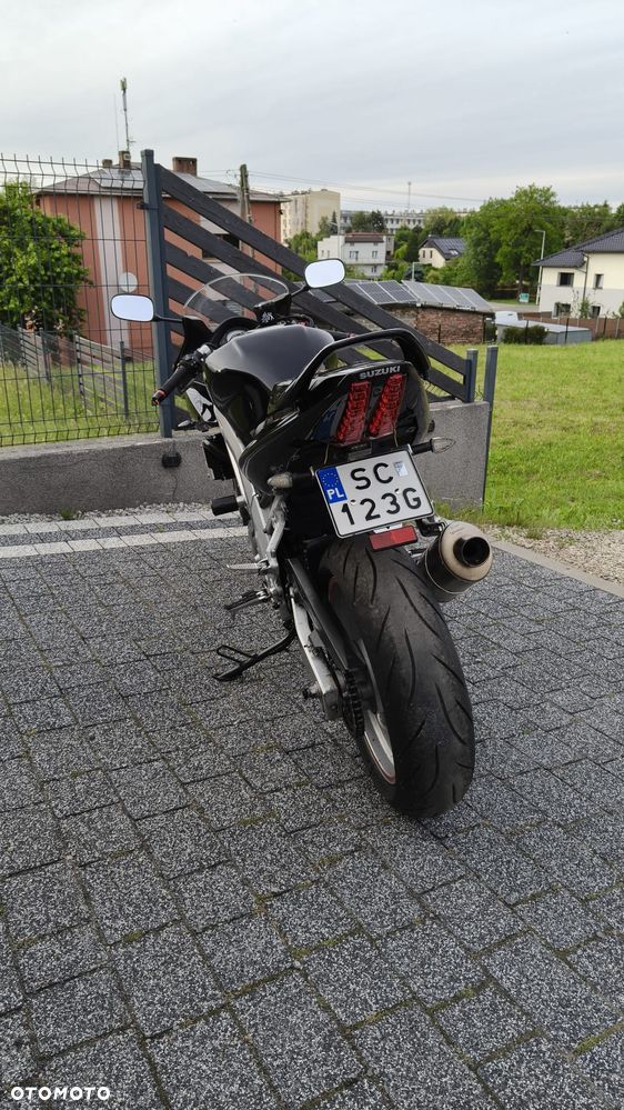 Suzuki SV - 6