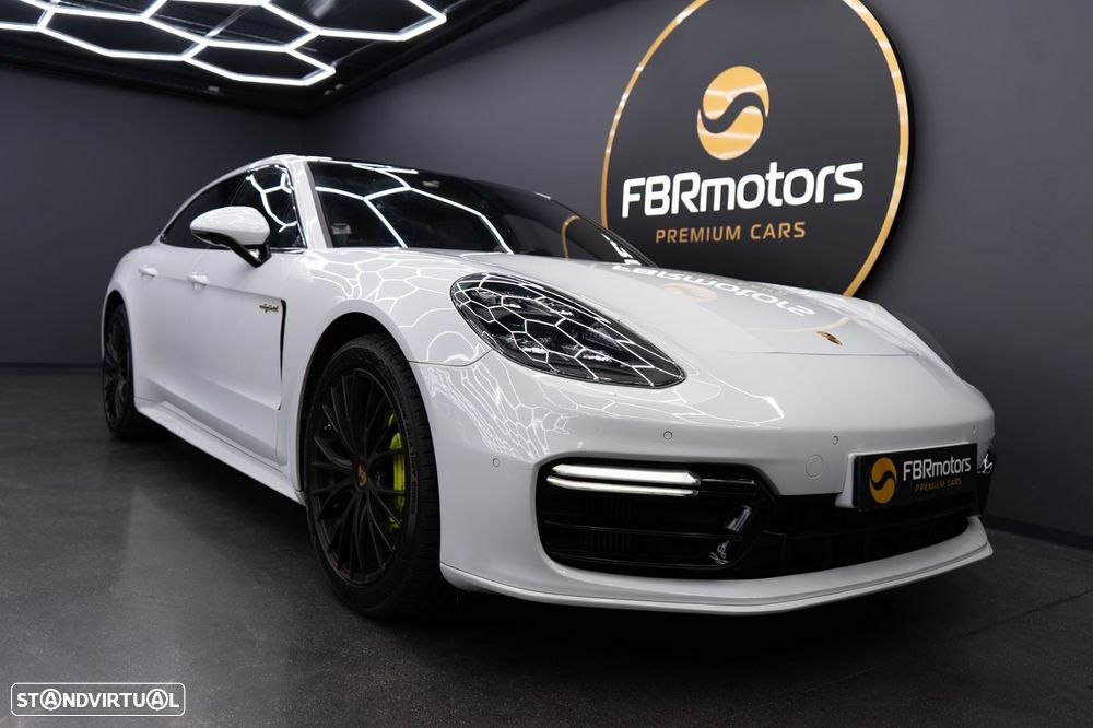 Porsche Panamera Sport Turismo 4 E-Hybrid - 9