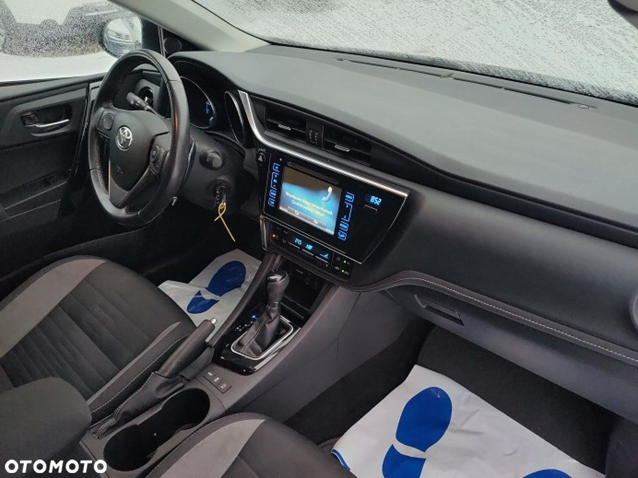 Toyota Auris - 15