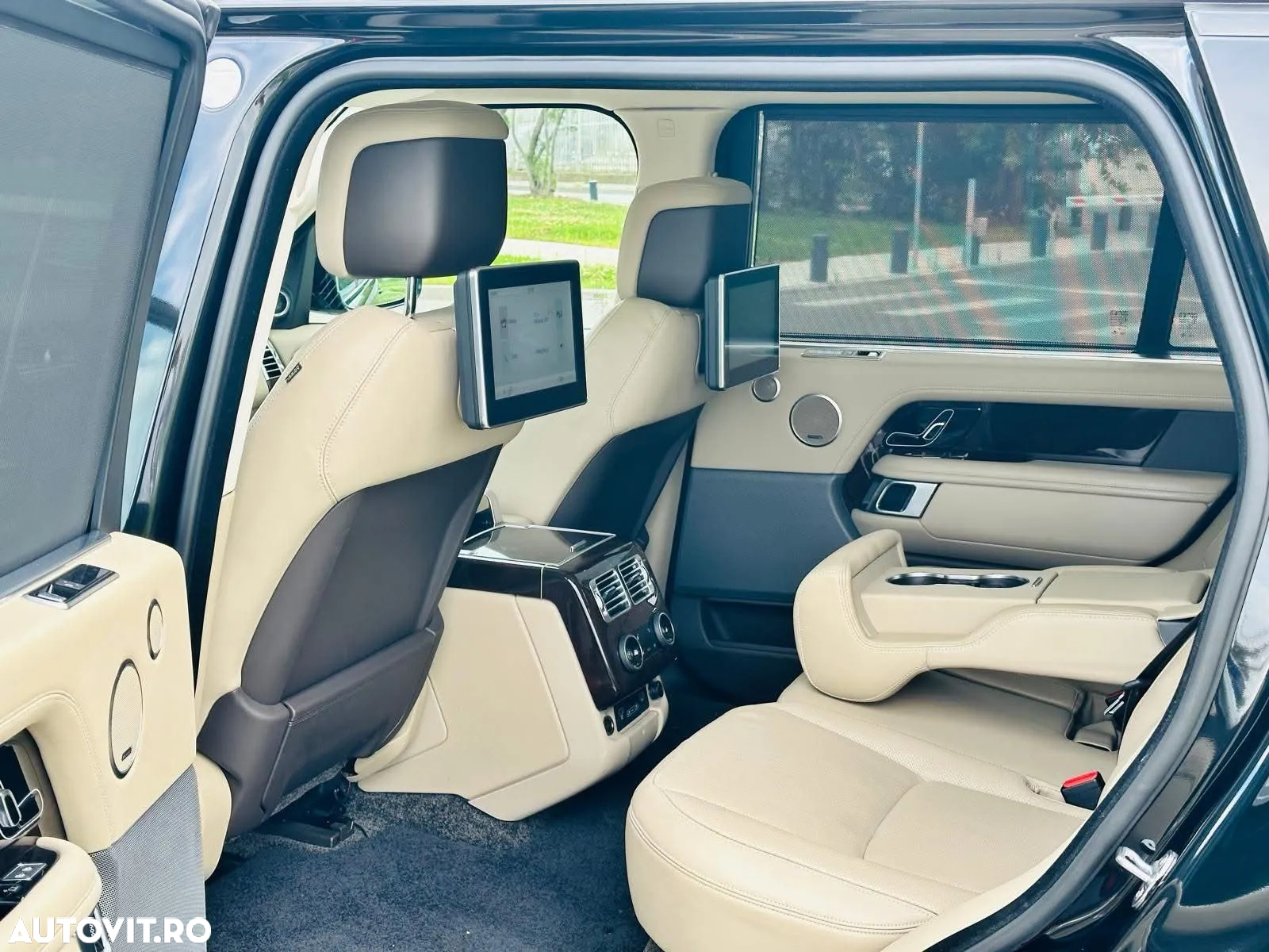 Land Rover Range Rover 3.0 I6 D350 MHEV LWB Autobiography - 8