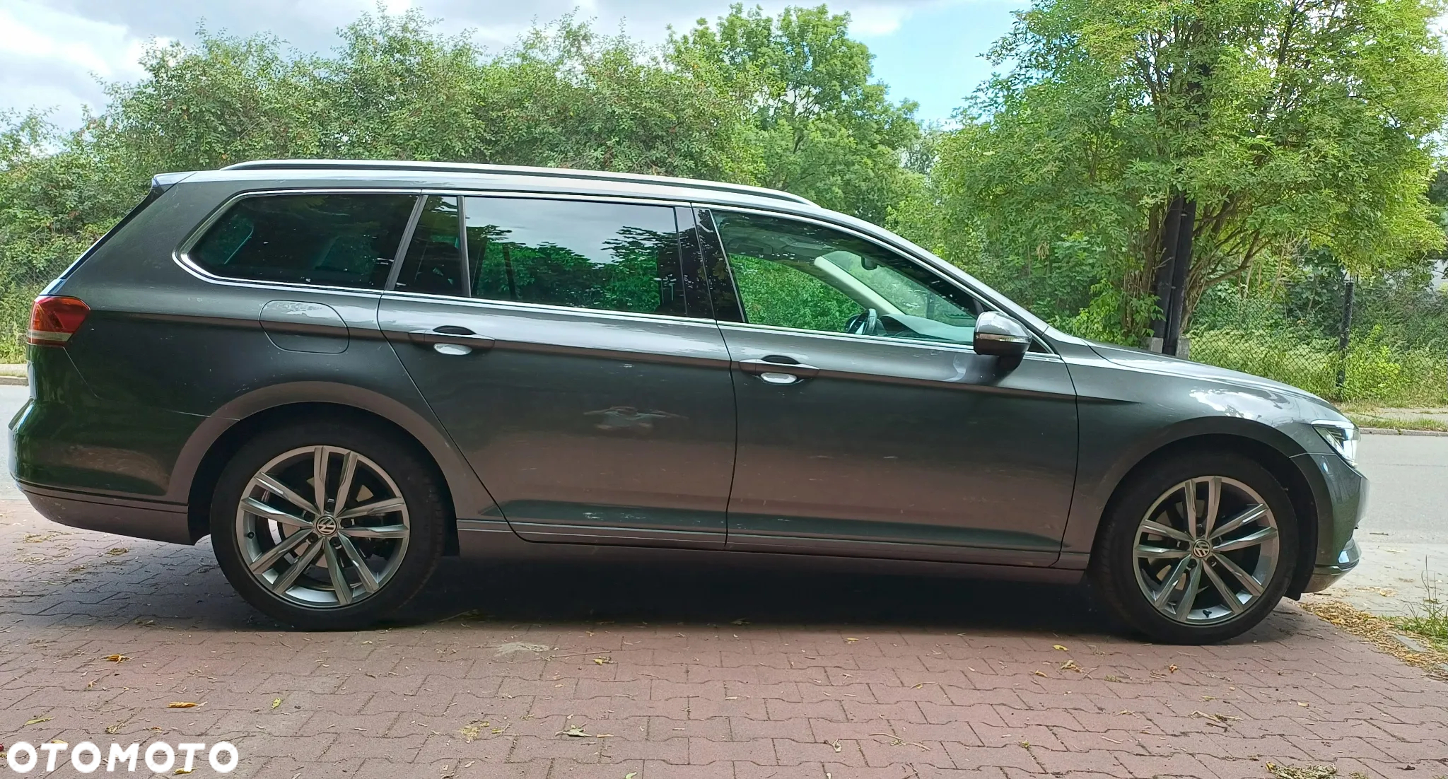 Volkswagen Passat 2.0 TDI BMT Comfortline - 17