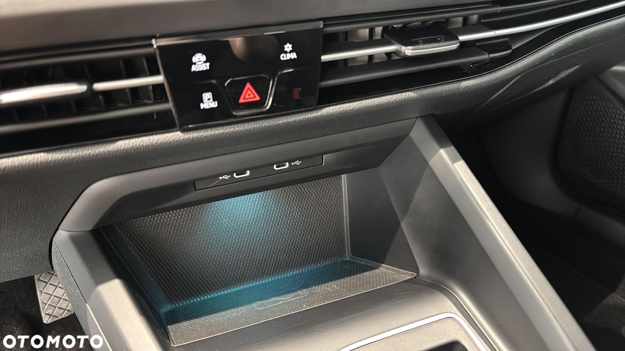 Volkswagen Golf VIII 2.0 TDI Style DSG - 24
