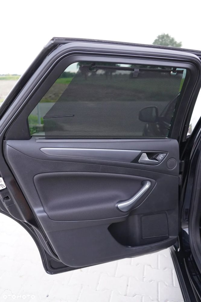 Ford Mondeo 1.6 Eco Boost Start-Stopp Titanium - 24