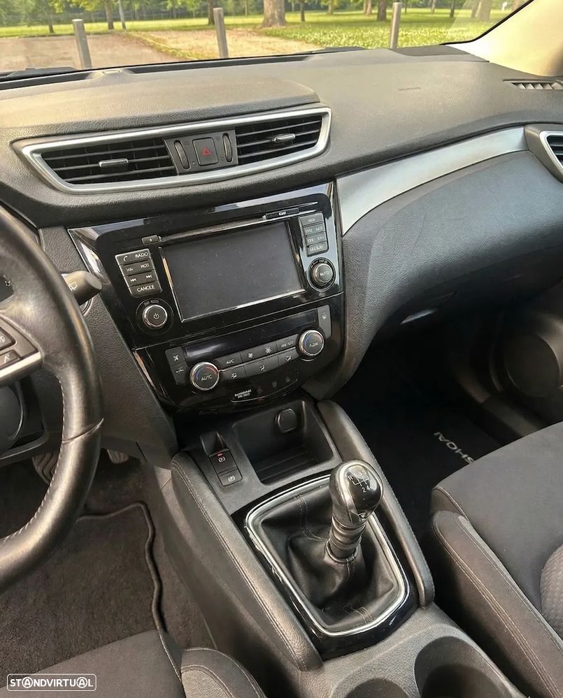 Nissan Qashqai 1.5 dCi N-Connecta - 10