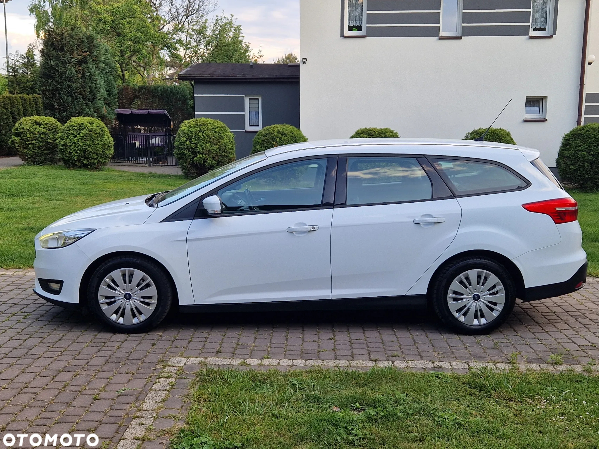 Ford Focus - 9