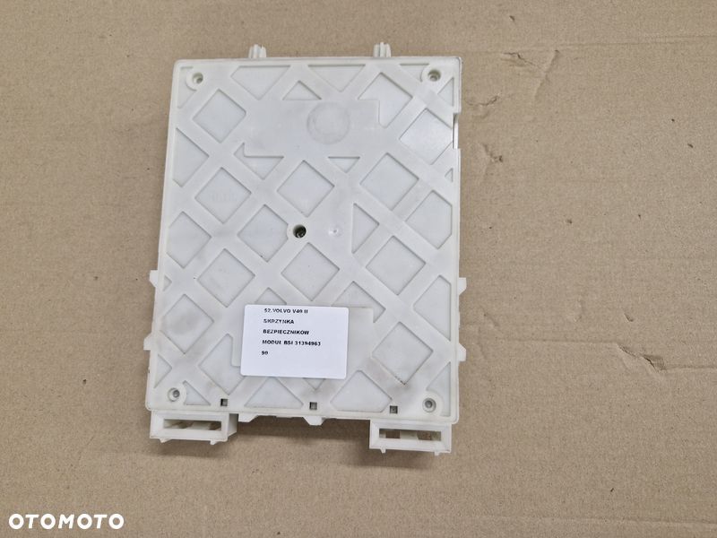 VOLVO V40 2 II SKRZYNKA BEZPIECZNIKÓW BSI 31394963 - 6