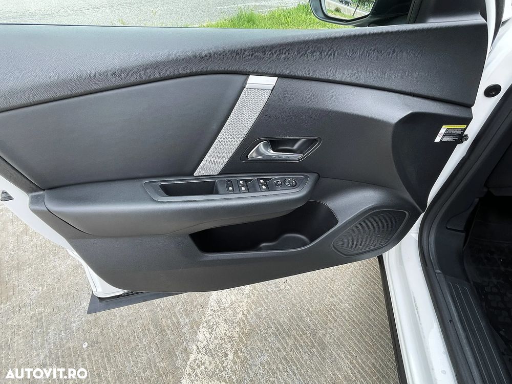 Citroën C4 PureTech 100 Stop&Start FEEL - 27