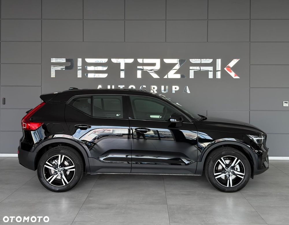 Volvo XC 40 B5 AWD Ultimate Dark - 8