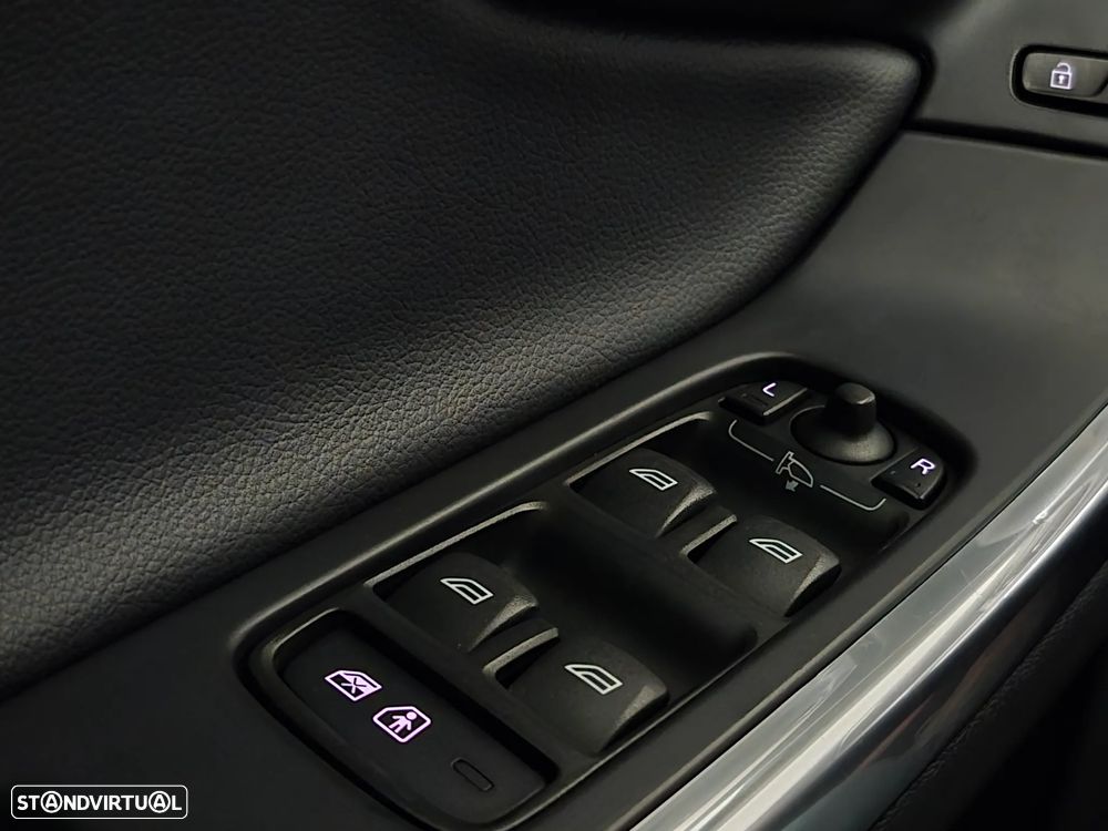 Volvo V60 1.6 D2 Momentum Eco Powershift - 22