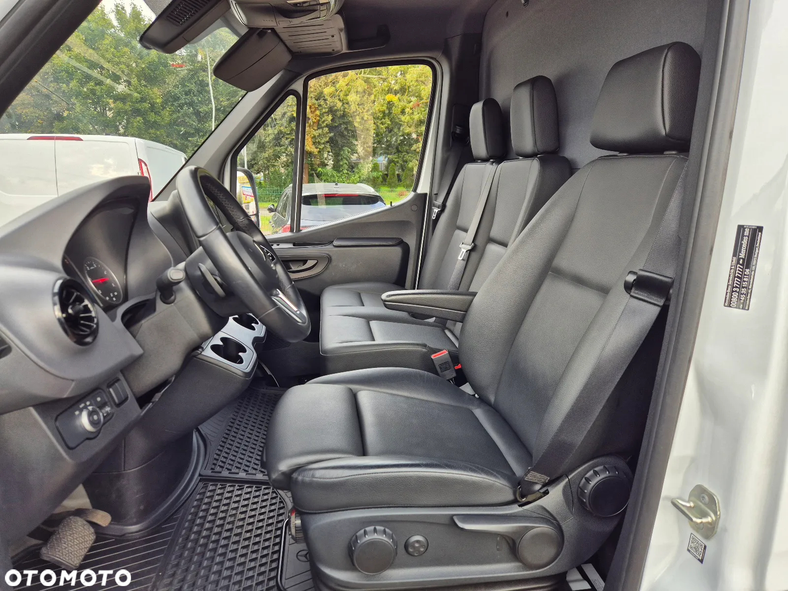 Mercedes-Benz Sprinter - 6