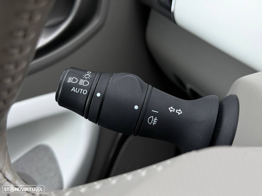 Renault Zoe (c/ Bateria) 41 kwh Intens - 26