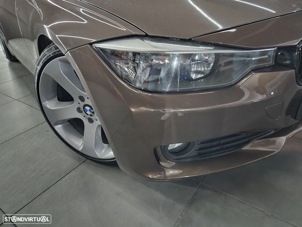 BMW 316 d Line Sport - 2