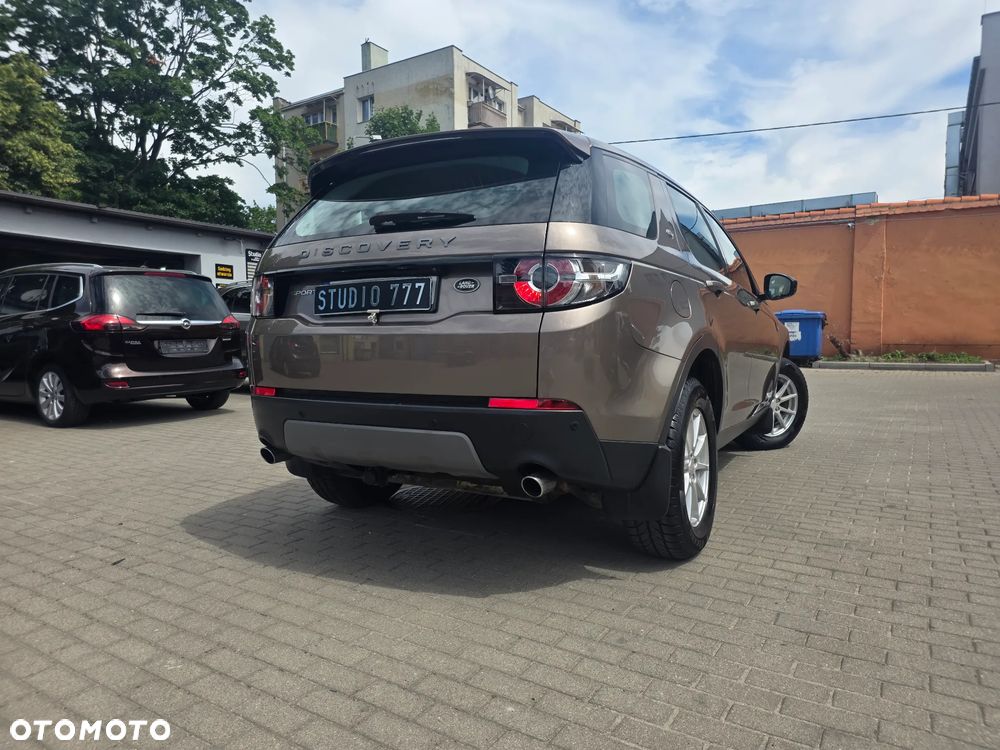 Land Rover Discovery Sport - 30
