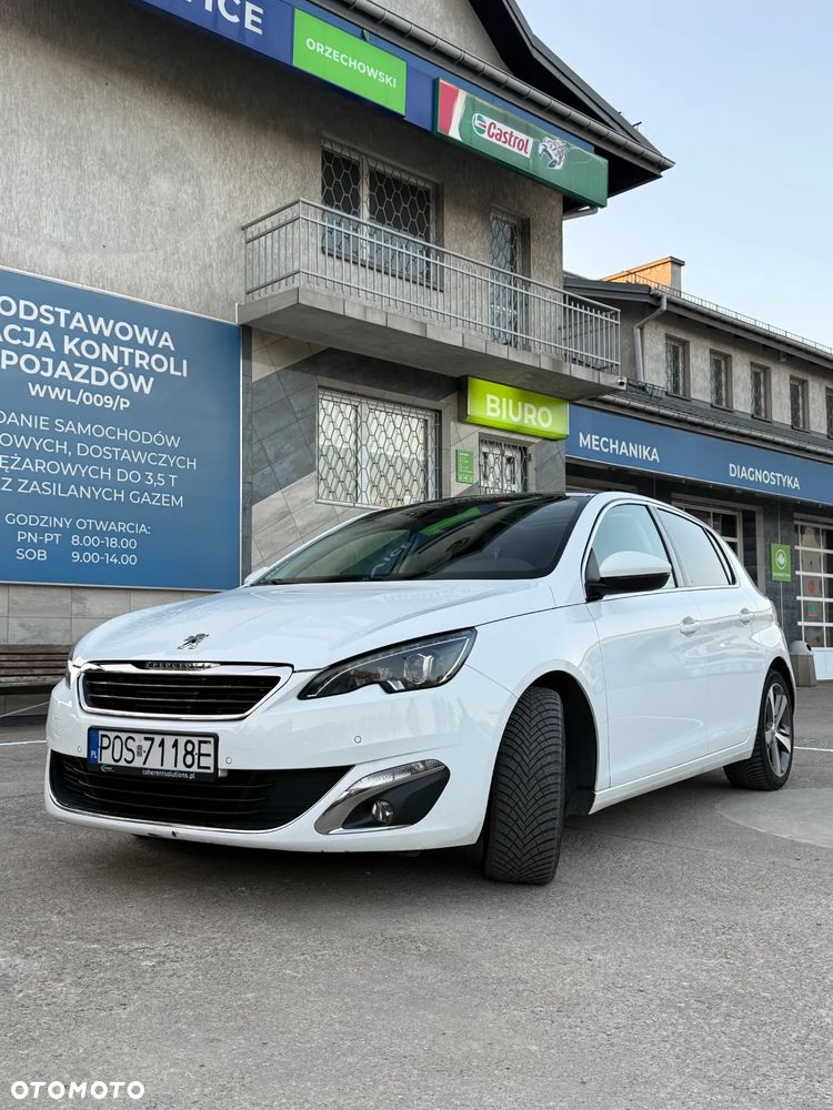Peugeot 308 - 1