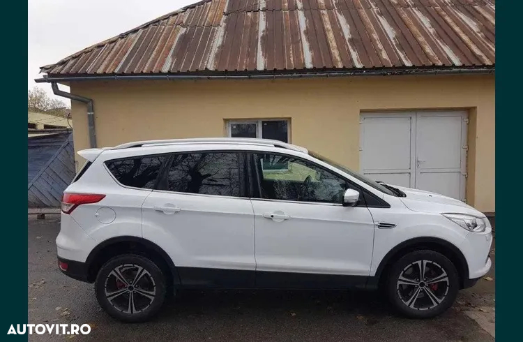 Ford Kuga 2.0 TDCi 4x4 Aut. Titanium - 11
