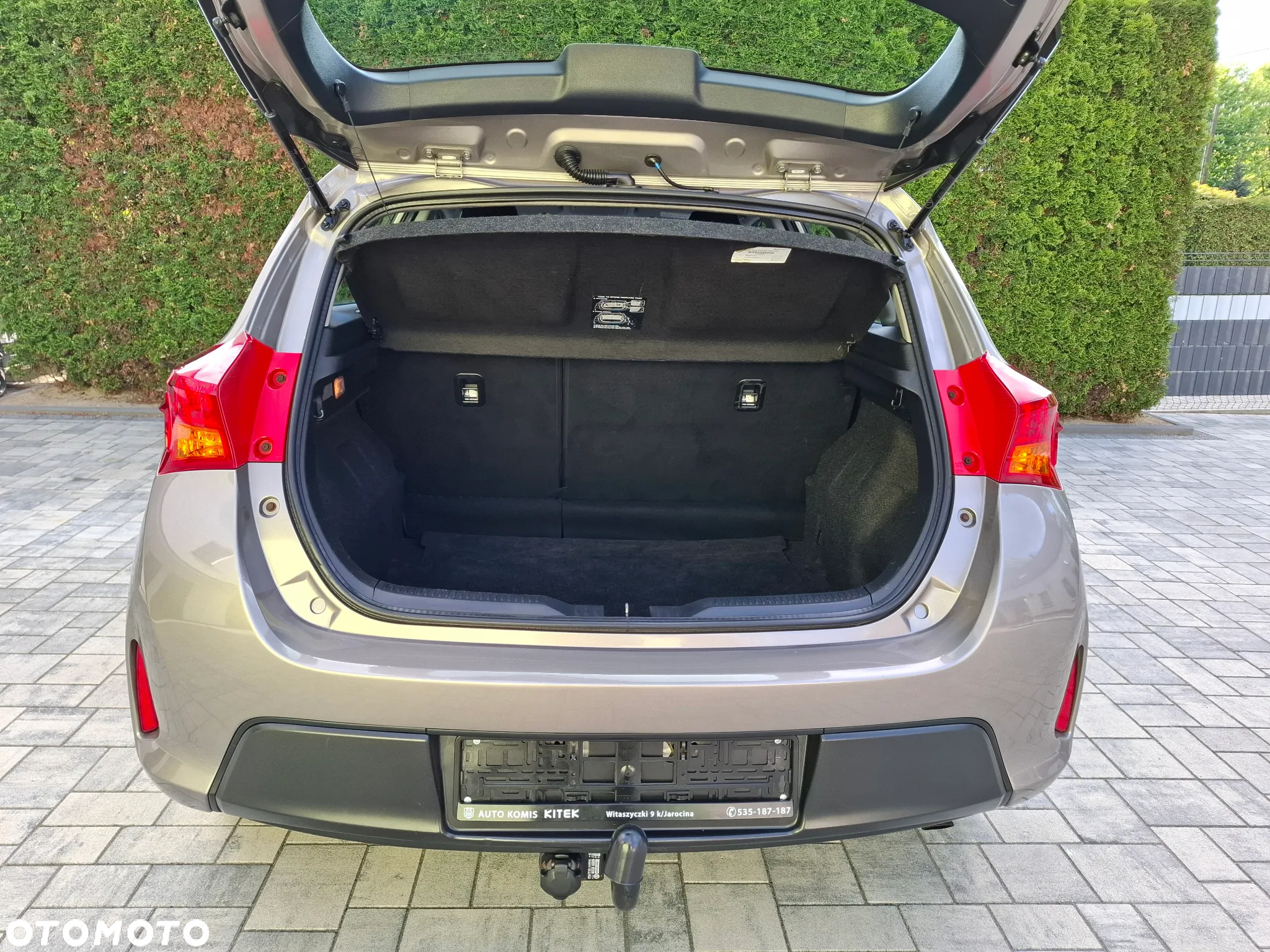 Toyota Auris - 14