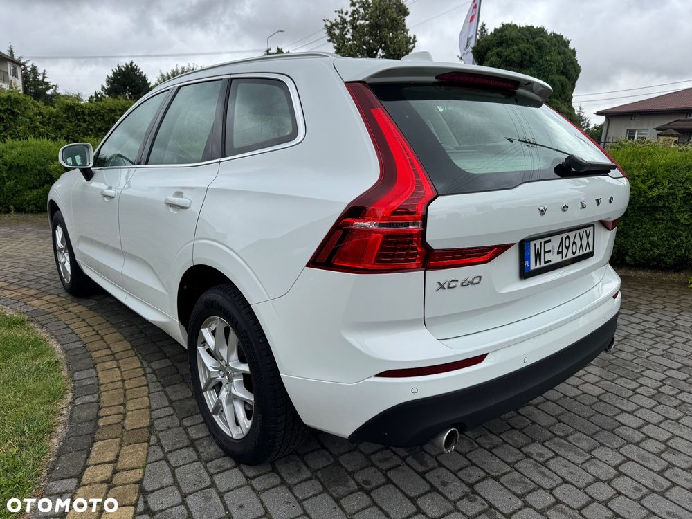 Volvo XC 60 T4 Momentum Pro - 7