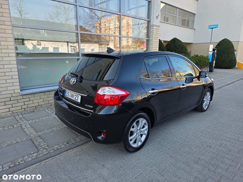 Toyota Auris 1.6 Premium Start - 7