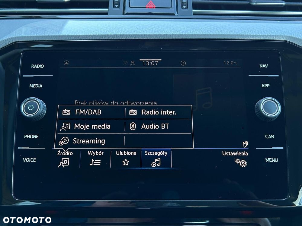 Volkswagen Passat 2.0 TDI Business DSG - 34