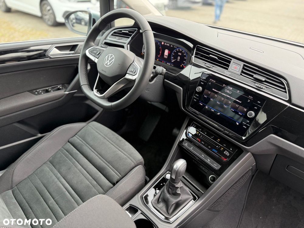 Volkswagen Touran 1.5 TSI EVO Highline DSG - 11
