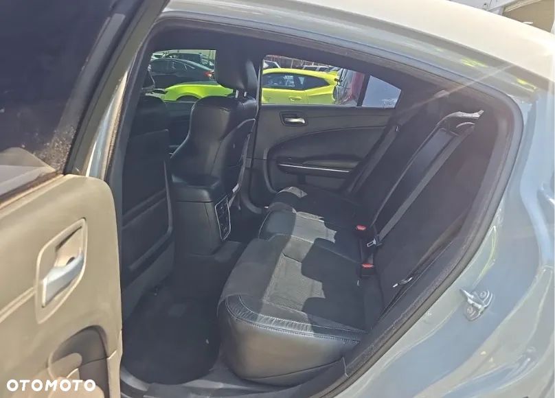 Dodge Charger 3.6 GT - 11