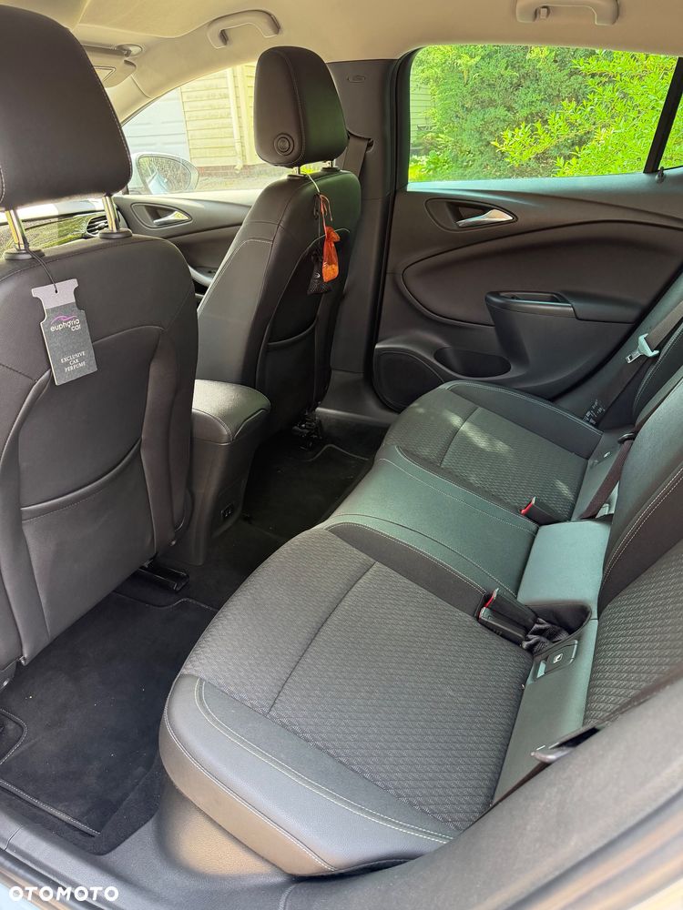 Opel Astra 1.6 CDTI - 7