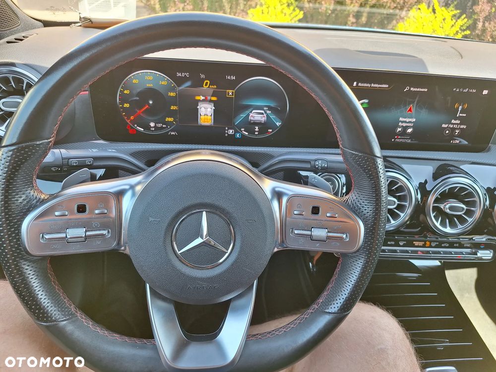 Mercedes-Benz Klasa A 200 AMG Line 7G-DCT - 18