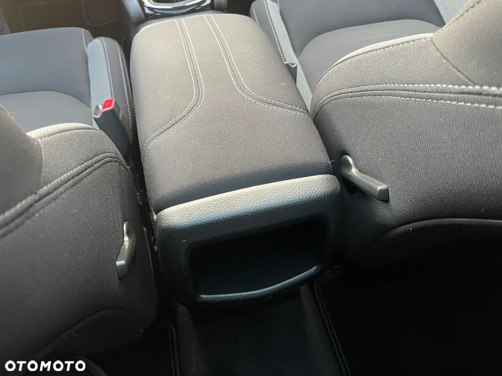 Nissan Qashqai 1.5 dCi N-Connecta - 25
