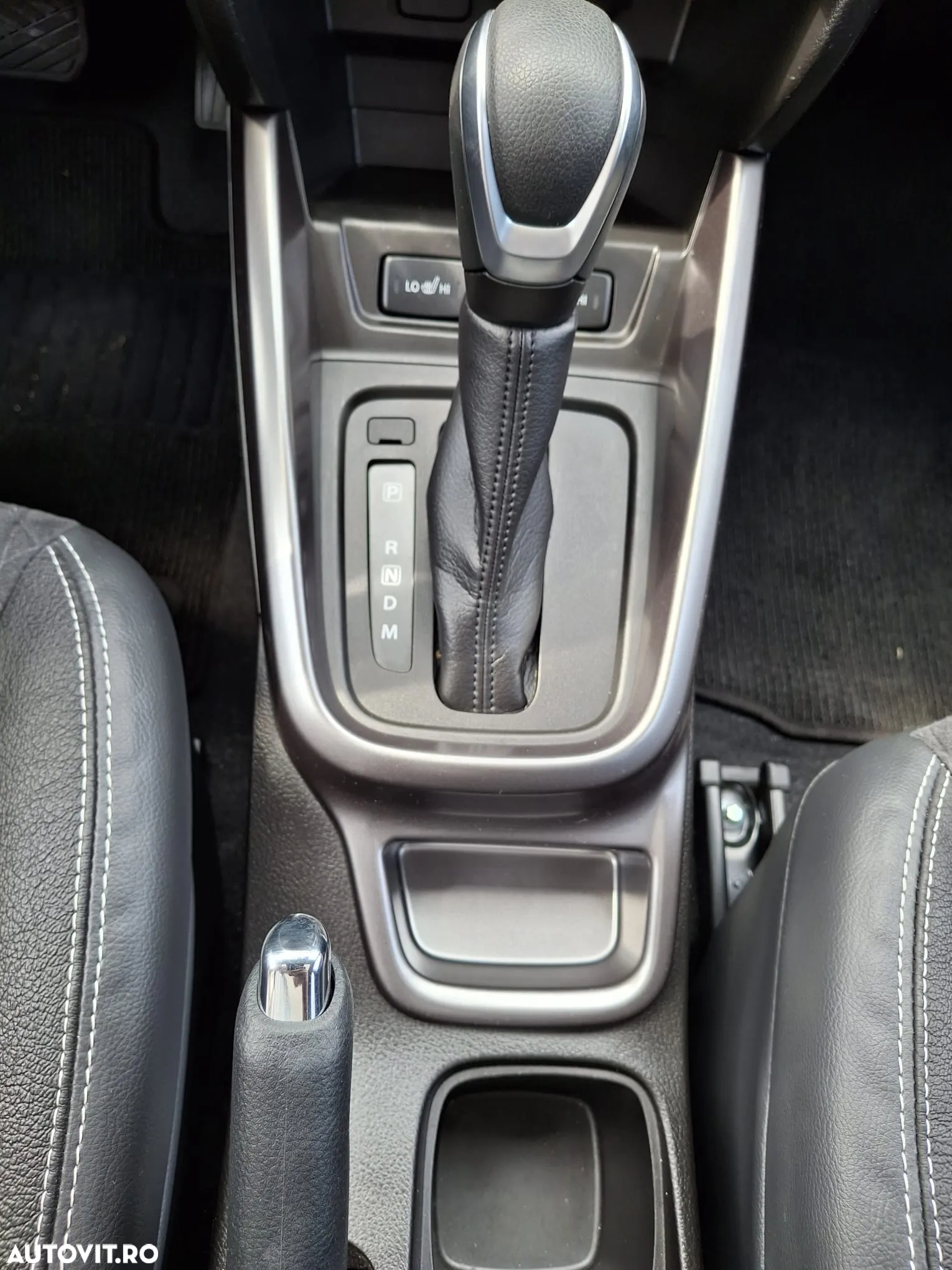 Suzuki Vitara 1.5 HEV Luxus - 24